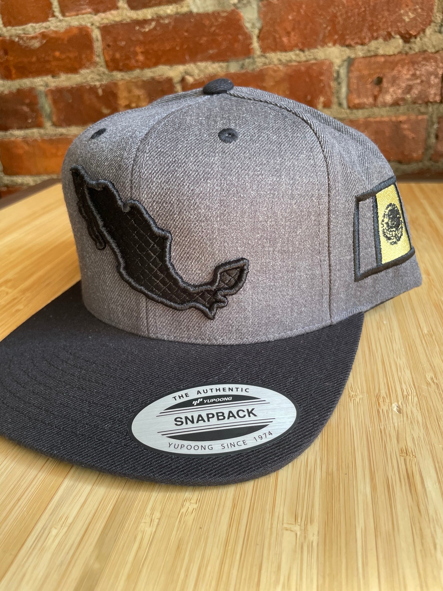 Gray map snapback