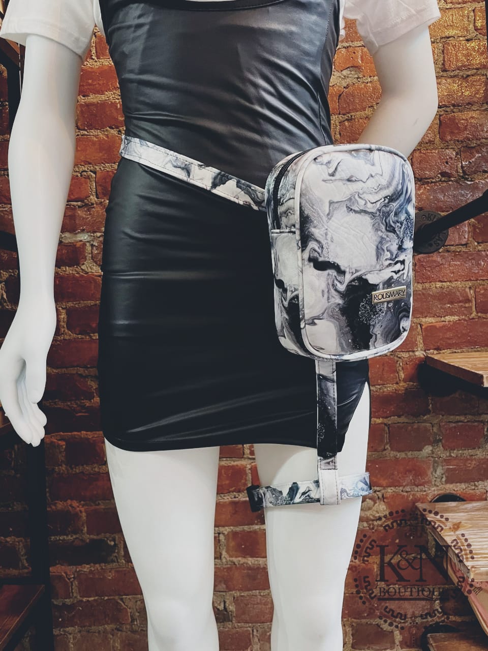 Harness Fanny Pack ( Marble)